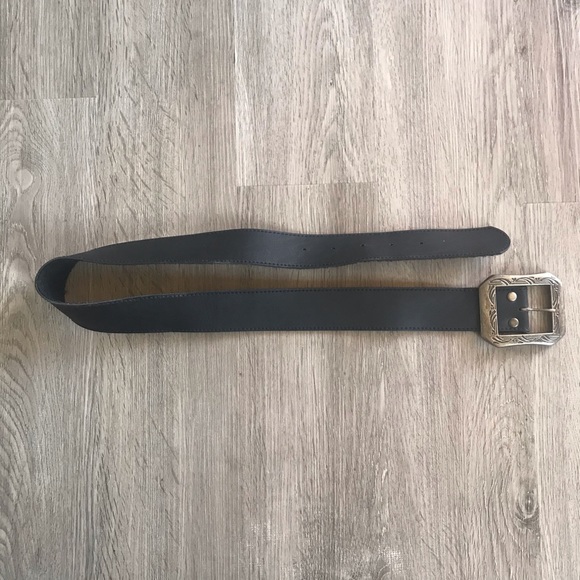 Black Simple Belt - Picture 3 of 4